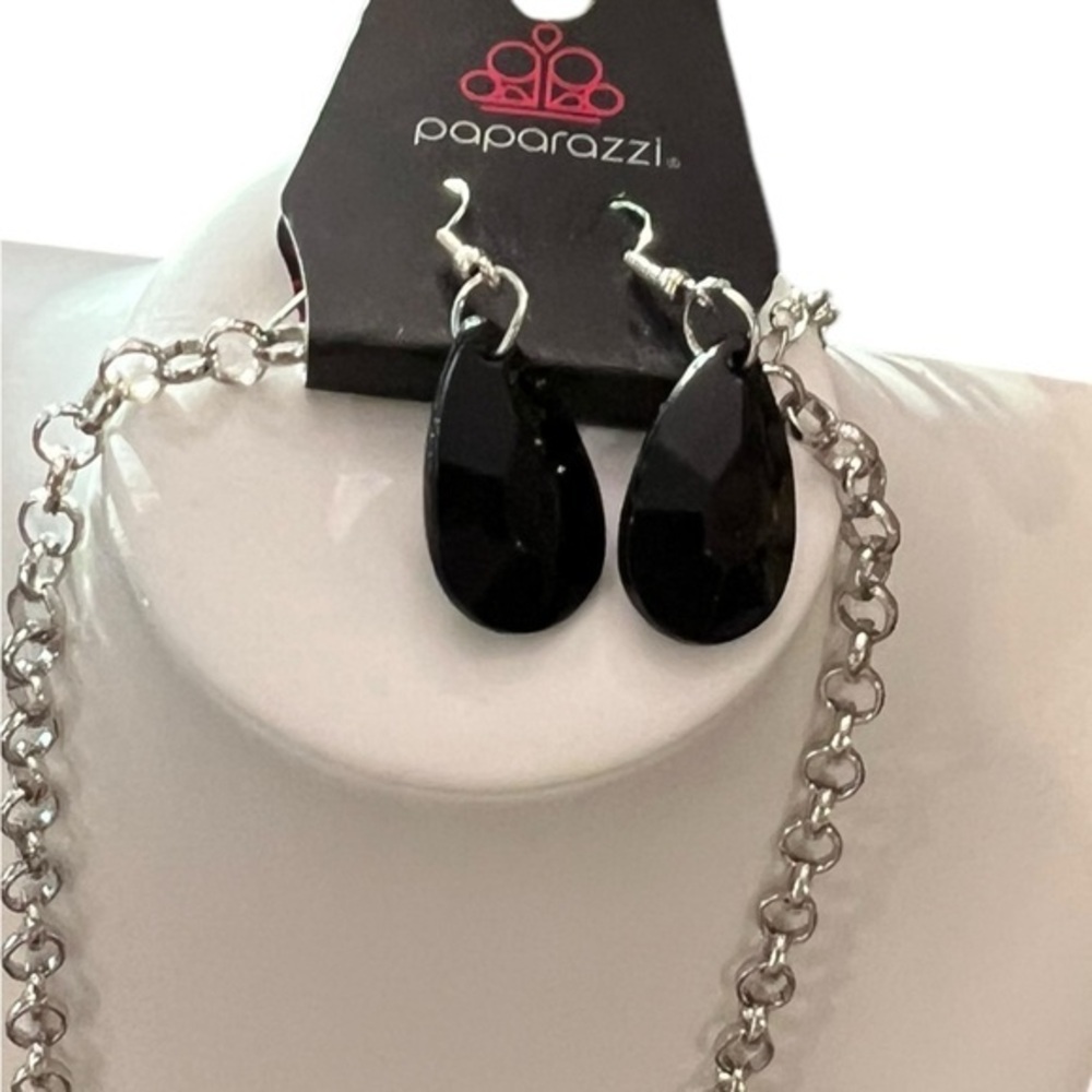 SALE!! 2 for $15 Irresistible Iridescence Black Necklace‎ Earrings Set Paparazzi - Picture 2 of 8